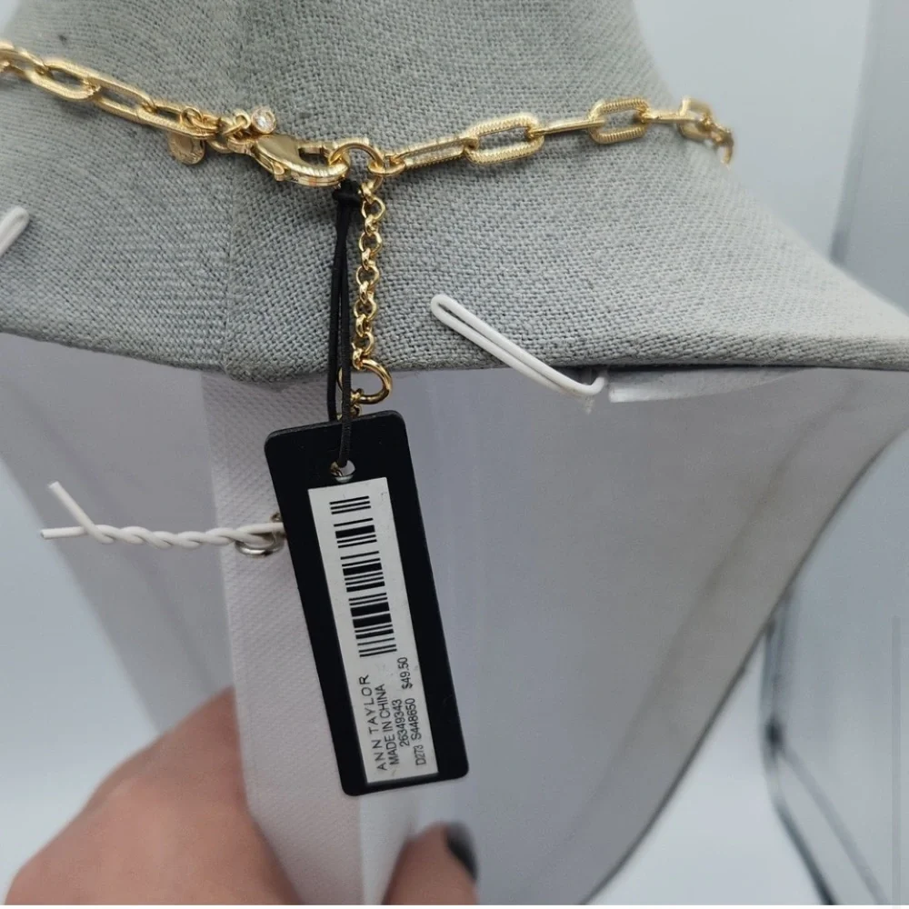 Ann Taylor Black and Gold Necklace Collection - Picture 4 of 5